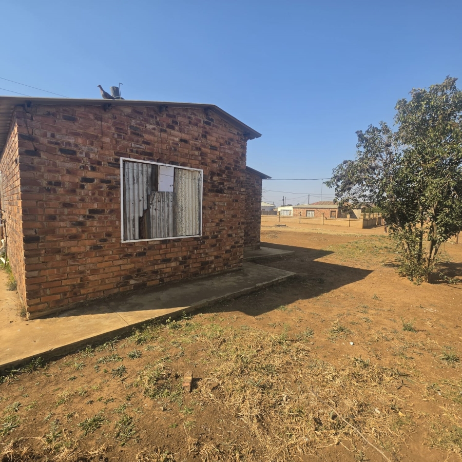 2 Bedroom Property for Sale in Ikageng North West